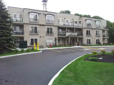 LUXURY APARTMENT