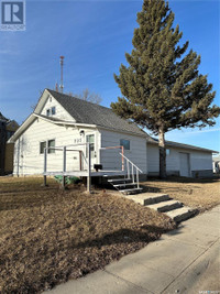 903 4th STREET S Weyburn, Saskatchewan