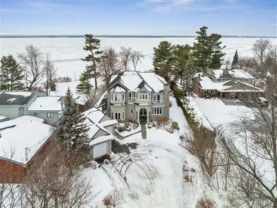 Treat yourself with an exceptional waterfront lifestyle offering absolute tranquility, just steps fr...