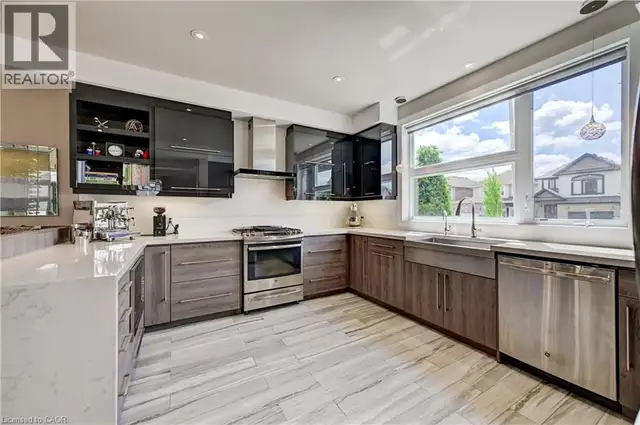 146 GREEN GATE Boulevard Cambridge, Ontario in Houses for Sale in Kitchener / Waterloo - Image 16