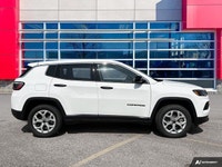 This Jeep Compass has a strong Intercooled Turbo Regular Unleaded I-4 2.0 L/122 engine powering this... (image 7)