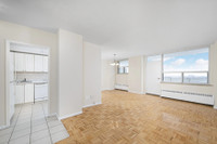 Current Promotions Limited Time Offer | 1 Month FREE on a 13 Month Lease!* Limited Time Offer | 1 Mo... (image 5)