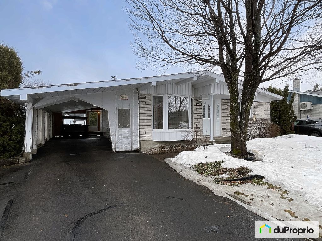 $359,000 - Bungalow for sale in Chicoutimi (Chicoutimi) — photo 2