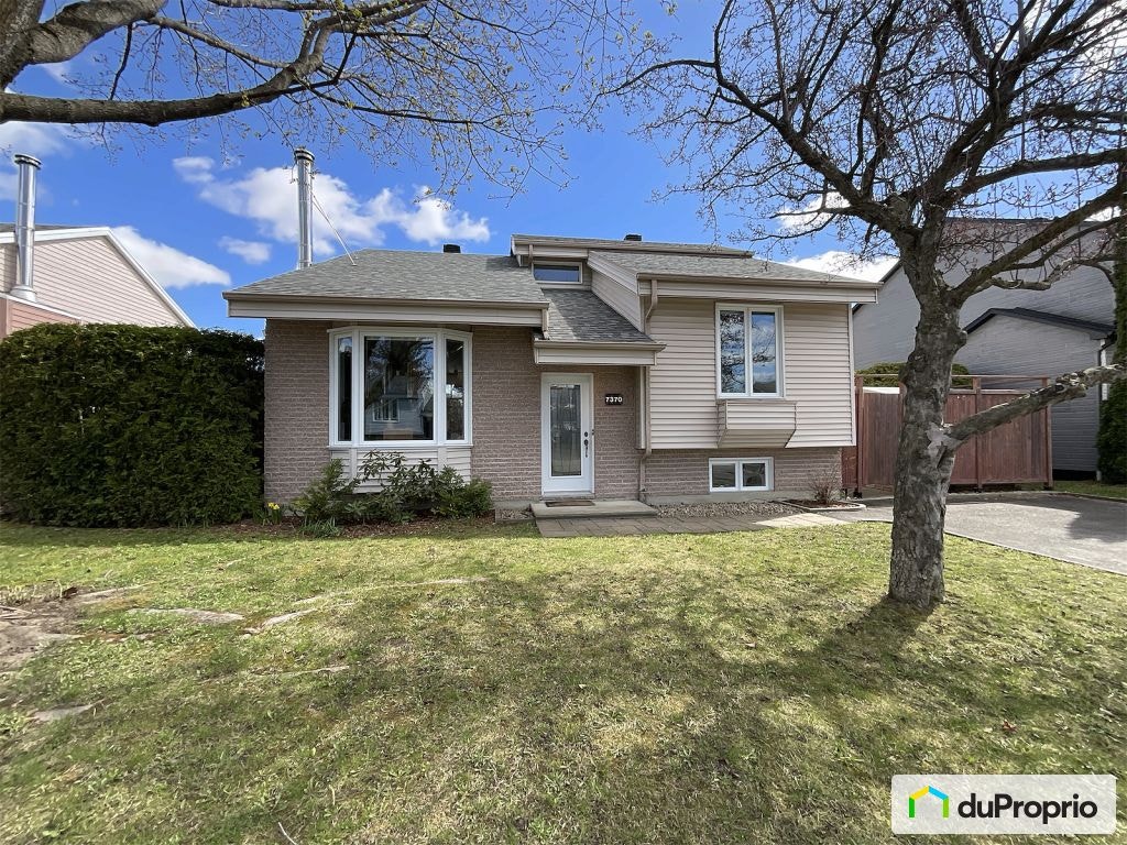 $699,900 - Split Level for sale in Lebourgneuf — photo 1