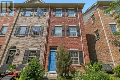 12 OXFORDSHIRE LANE Kitchener, Ontario
