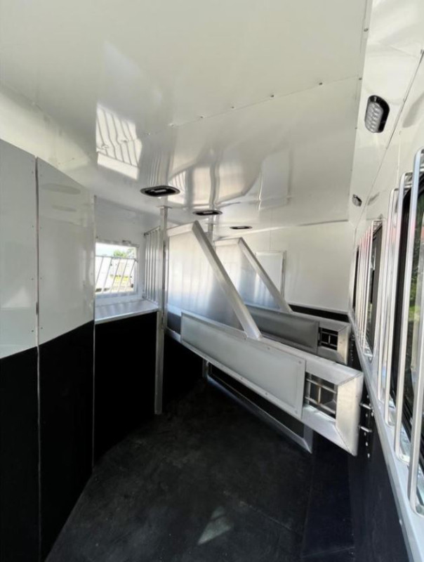 SALE 2023 SMC Trailer # 03891 3 Horse Slant Load Living Quarters in Other in Saint John - Image 3