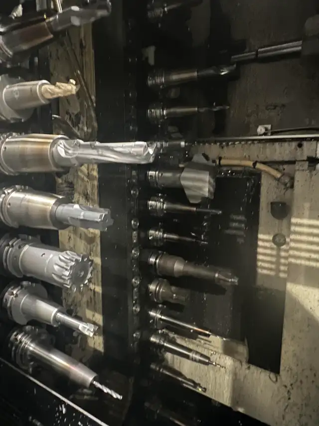 2019 ENSHU GE 480H HMC 20K RPM, HSK63A (VERY LOW HOURS) in Other Business & Industrial in Mississauga / Peel Region - Image 5