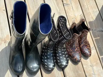 3 bottes de pluie 15$/paire, View more