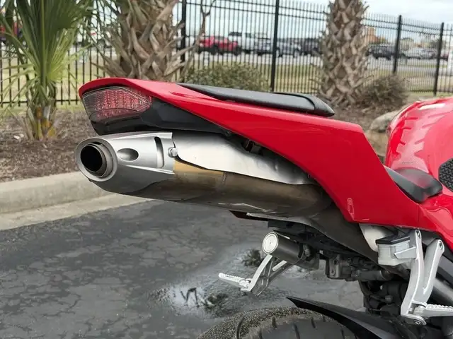 2024 HONDA CBR600RR - RED! in Street, Cruisers & Choppers in Thunder Bay - Image 8