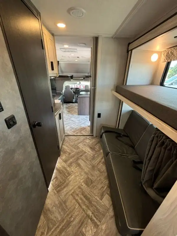 2023 Forester 3251 CD in RVs & Motorhomes in Laval / North Shore - Image 23