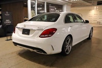 This Mercedes-Benz C-Class has a dependable Intercooled Turbo Premium Unleaded I-4 2.0 L/121 engine... (image 6)