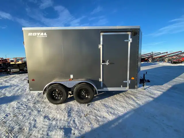 2026 Royal Cargo LCHT35-614V-78 Enclosed Cargo Trailer in Cargo & Utility Trailers in Edmonton - Image 3