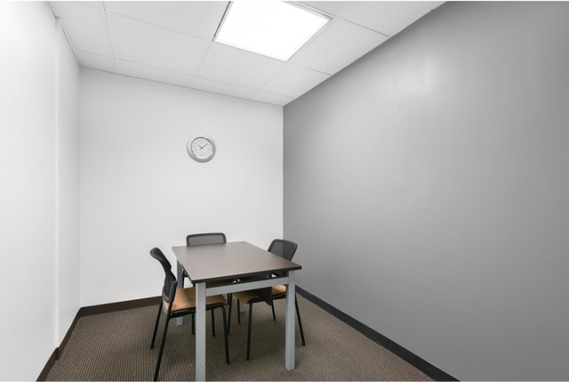 Private office space for 3 persons in Sussex Centre in Commercial & Office Space for Rent in Mississauga / Peel Region