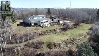 Beautiful views from this 12 acre property located only minutes from Telkwa. Custom and well built 4...