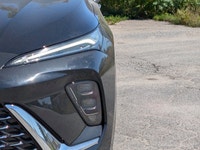 3 YEARS SIRIUSXM,ENGINE 2.0L TURBO 4-CYLINDER SIDI (228 hp [170 kW] @ 5000 rpm 258 lb-ft of torque [... (image 6)