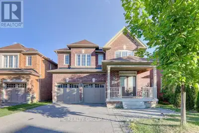 102 TIMNA CRESCENT Vaughan (Patterson), Ontario