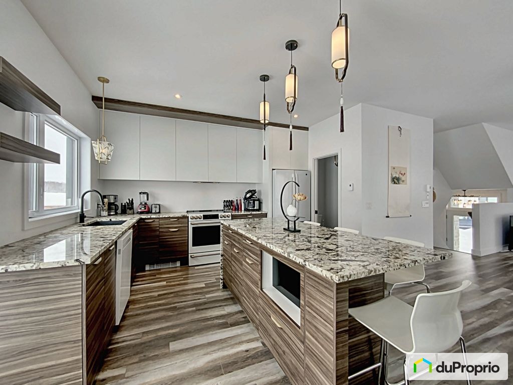 $518,000 - Semi-detached in Sherbrooke (Jacques-Cartier) — photo 3