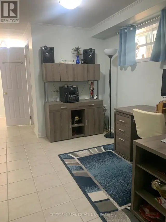 BSMT - 120 HULLMAR DRIVE Toronto (Black Creek), Ontario in Long Term Rentals in Markham / York Region - Image 9