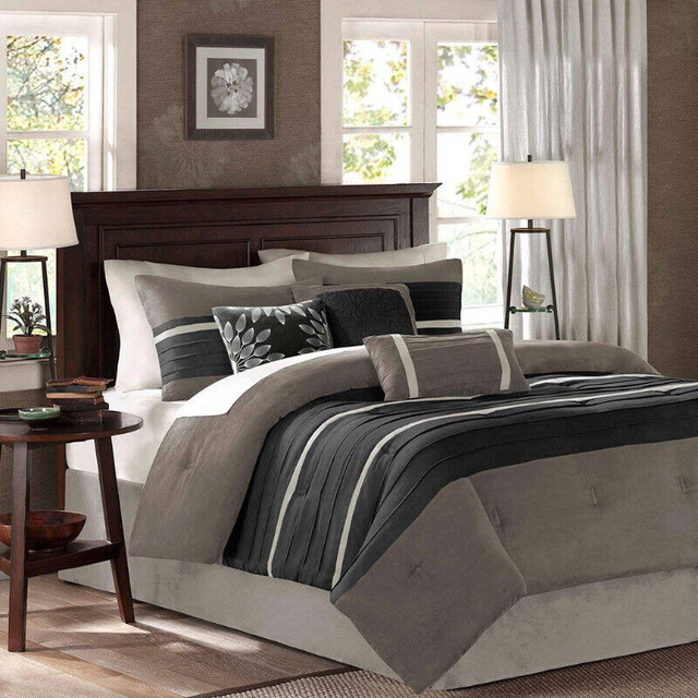 Madison Park Palmer 7 Piece Comforter Set, King, Black/Grey(MP10 in Bedding in Mississauga / Peel Region