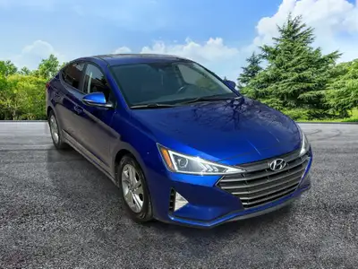 2019 HYUNDAI Elantra 2019 Hyundai Elantra | Auto | Camera | Toit Ouvrant | Mags | Sieges Chauffant |...
