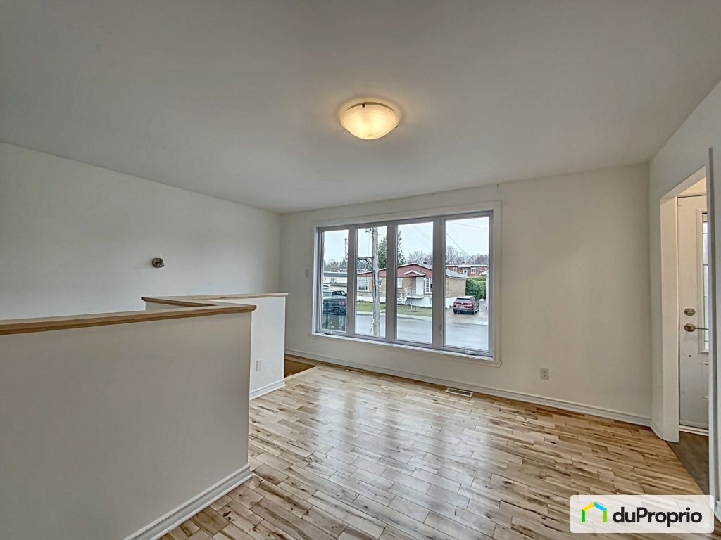$550,000 - Bungalow for sale in St-Jérôme (St-Jérôme) — photo 2