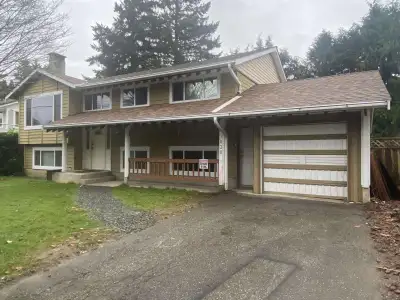 Welcome to Sandpiper. This is a great family home with a mortgage helper (unauthorized) in place. Th...