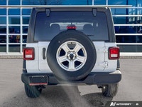 Odometer is 7837 kilometers below market average! Bright White Clearcoat 2022 Jeep Wrangler Sport S... (image 4)
