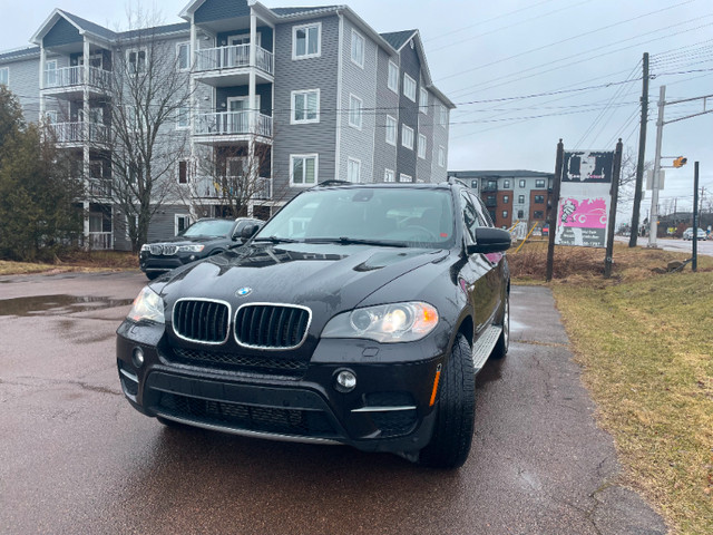 2013 BMW X5 xDrive **AWD**FULLY-LOADED**NAVIGATION** in Cars & Trucks in Moncton