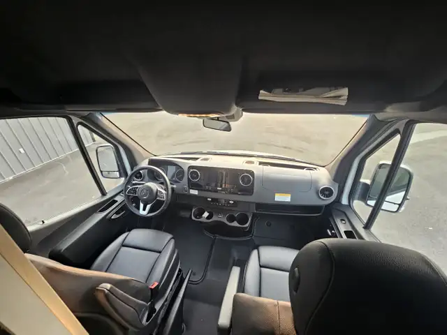 2022 Pleasure Way Pleateau TS in RVs & Motorhomes in Moncton - Image 4