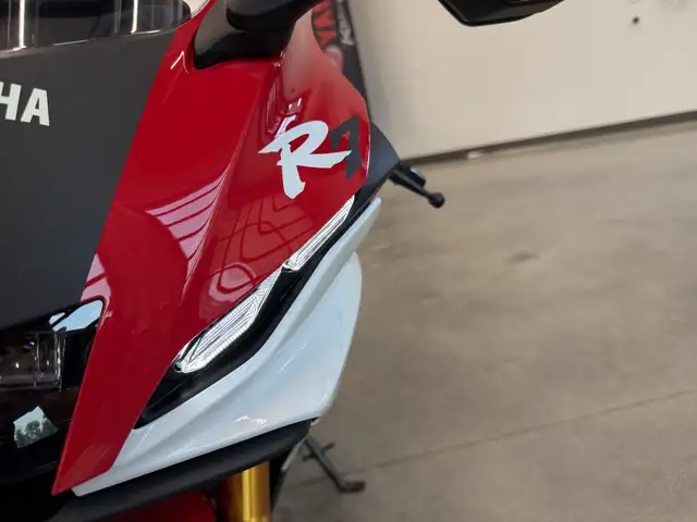 2026 Yamaha YZF-R7 70th Anniversary Edition in Street, Cruisers & Choppers in Winnipeg - Image 11