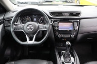 CLEAN CARFAX ACCIDENT FREE WELL MAINTAINED AWD Experience The Perfect Blend of Style And Performance... (image 9)