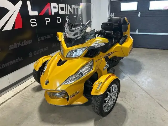 2013 Can-Am SPYDER RT-S SE5 JAUNE in Sport Touring in Lanaudière - Image 3