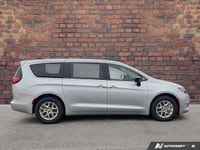 Only 25 Miles! This Chrysler Grand Caravan has a durable Regular Unleaded V-6 3.6 L/220 engine power... (image 5)