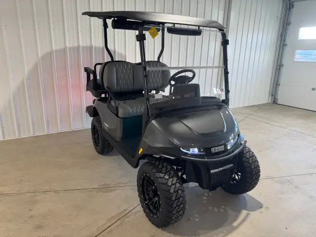 2026 EZGO RXV4 ELITE SUMMIT XT in ATVs in Vernon - Image 10