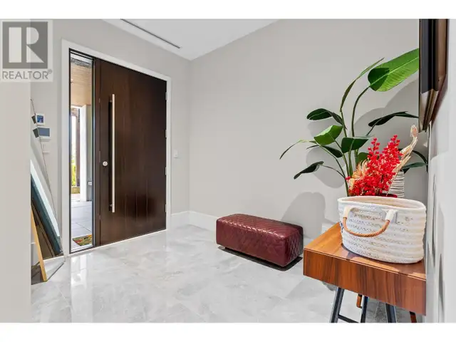 2823 CHIPPENDALE ROAD West Vancouver, British Columbia in Condos for Sale in Downtown-West End - Image 19