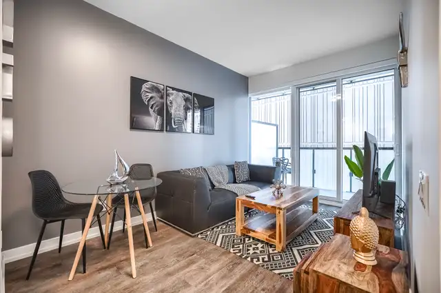 IMMIX 1-Bedroom Unit with Stylish Amenities-Toronto62863326318594124