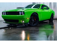 **ACCIDENT FREE - MECHANICALLY CERTIFIED** 38,278 KM This 2023 Dodge Challenger R/T Shaker is powere... (image 3)