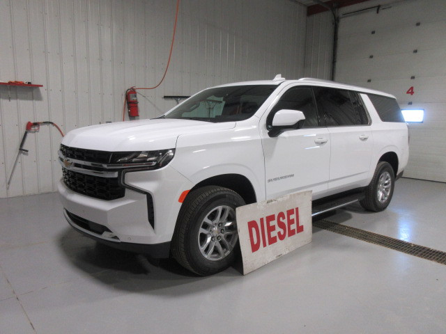 2023 Chevrolet Suburban 8 Passenger Diesel 4X4 ON SALE $76900 in Cars & Trucks in Edmonton - Image 2