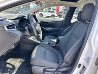 This 2022 Toyota Corolla LE offers exceptional value and fuel efficiency, perfect for navigating cit... (image 9)
