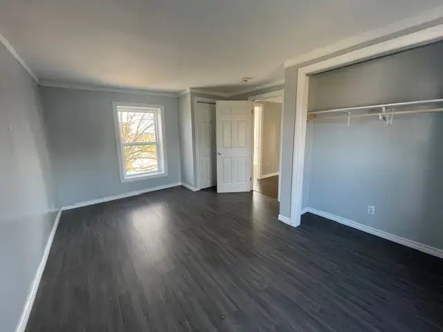 38 Octavia Street - 3 Bedroom Unit for Rent in Long Term Rentals in Belleville - Image 9
