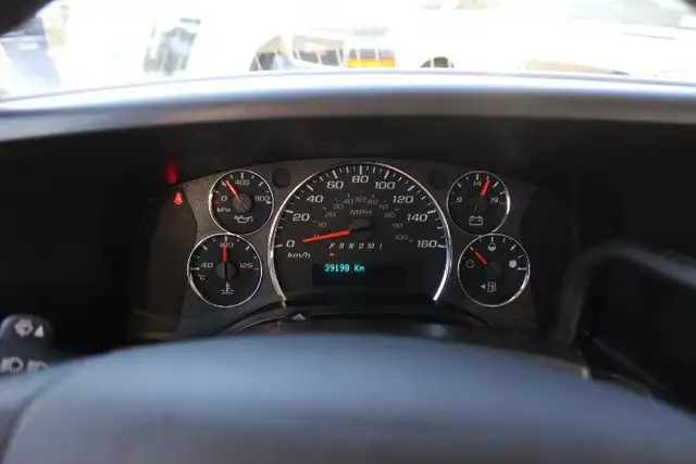 2024 Chevrolet Express 3500 CUBE 14 PIEDS + DECK 6.6 L / 39.000  in Cars & Trucks in Laval / North Shore - Image 10