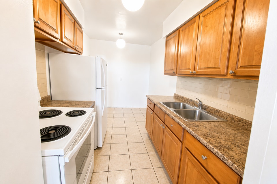 2 BEDROOM APARTMENT FOR RENT 4