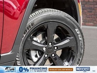 Only 21 Miles! This Jeep Grand Cherokee has a durable Regular Unleaded V-6 3.6 L/220 engine powering... (image 6)