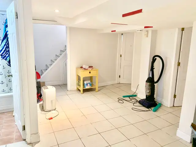 100 Ellerbeck Street - Prime Queen’s student location — close to in Long Term Rentals in Kingston - Image 6