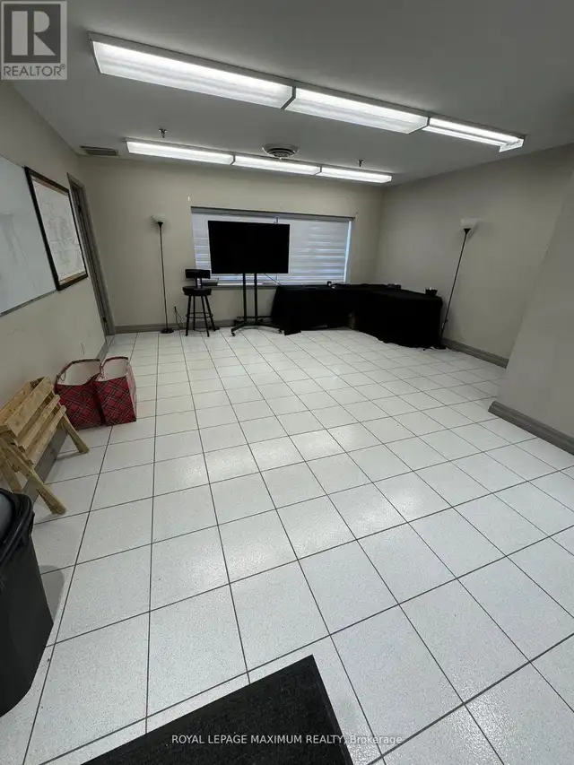 18 - 67 RODINEA ROAD Vaughan, Ontario in Commercial & Office Space for Rent in Markham / York Region - Image 8