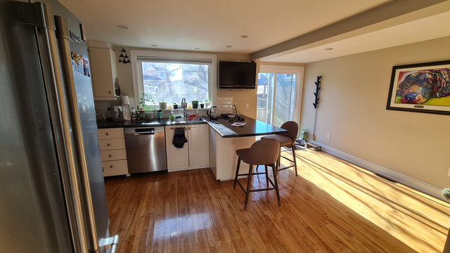 IMMACULATE 3 BR FURNISHED WEST END HOME AVAILABLE APRIL1ST in Long Term Rentals in City of Halifax - Image 4