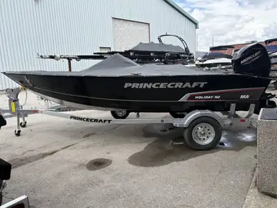 2026 Princecraft Holiday 162 SC MAX LOA 16’2in. / Beam 7’1in. / Capacity: 4 Person Motor: Mercury 60...