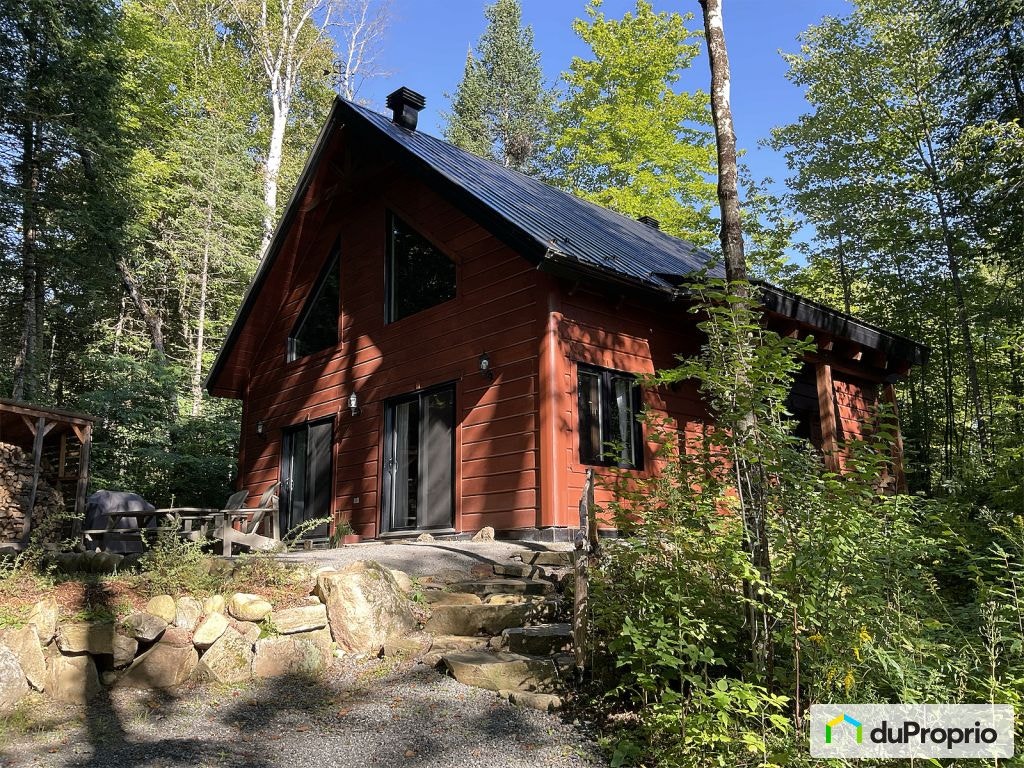 $485,000 - Cottage for sale in St-Emile-De-Suffolk — photo 1