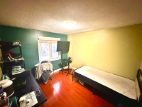 1 Private Bedroom available to rent in Brampton