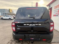 This 2022 Ford Bronco Sport Outer Banks | LEATHER | HEADED SEATS | TURBO | 4X4 | SUNROOF | BLUETOOTH... (image 3)